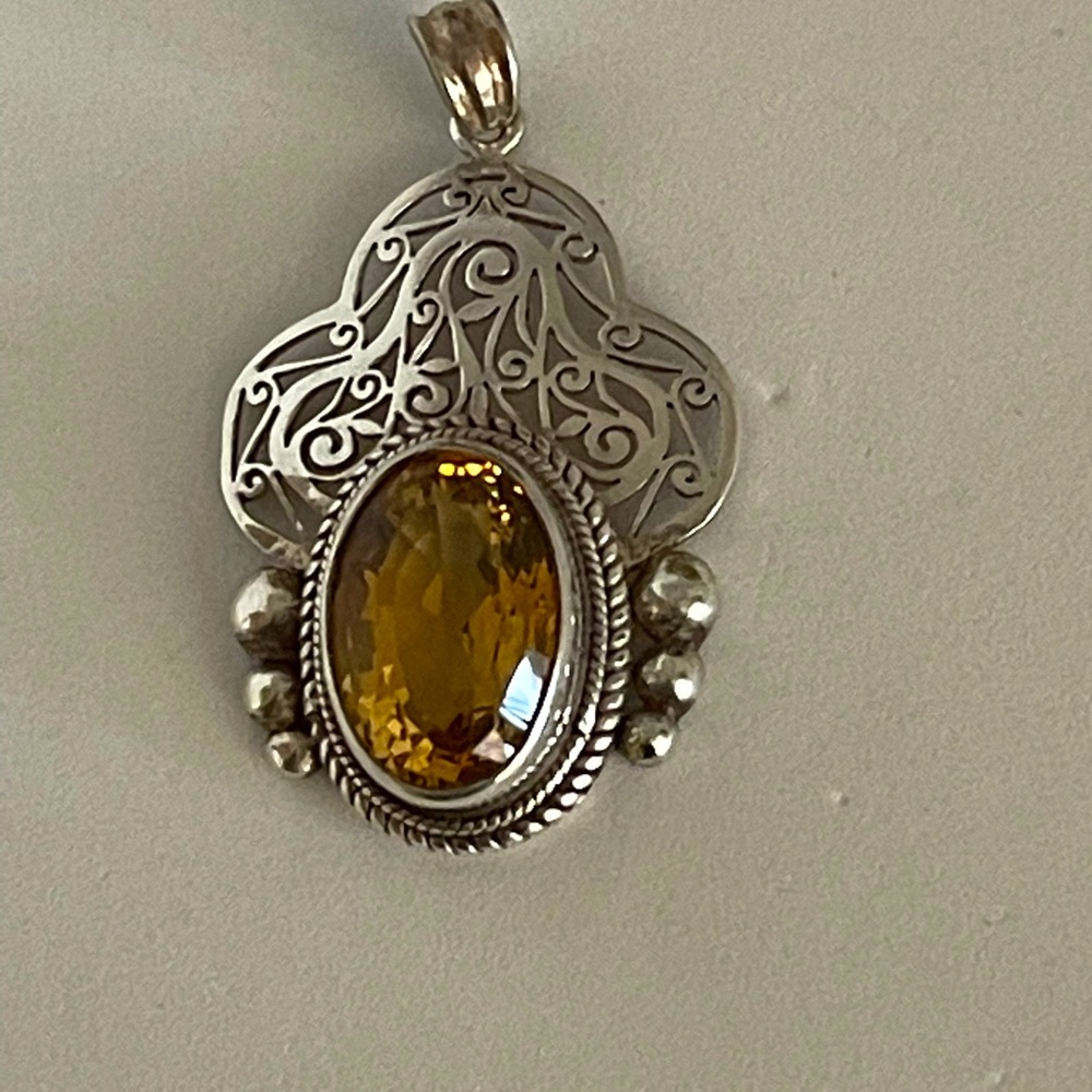 ⭐️🌟silver filigree pendant w/citrine stone silver 925